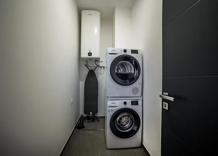 Arheya 1 архея 1 за гости * カルロヴォ